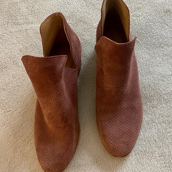 Lucky Brand Baley Slip On Ankle Booties - Picture 3 of 8